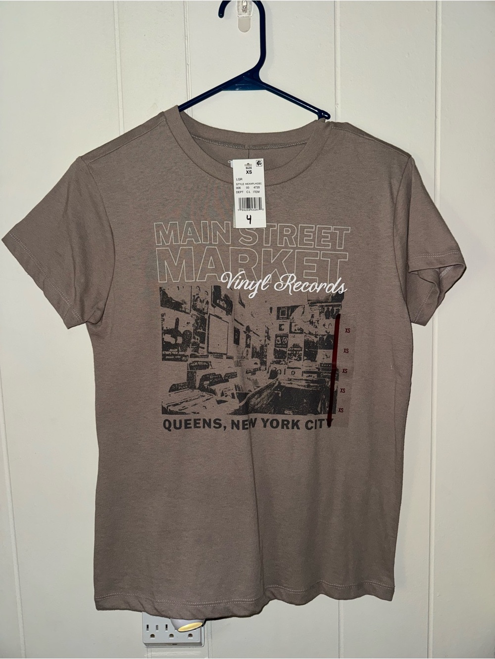 Mexx Taupe Graphic 'Main Street Market' Tee